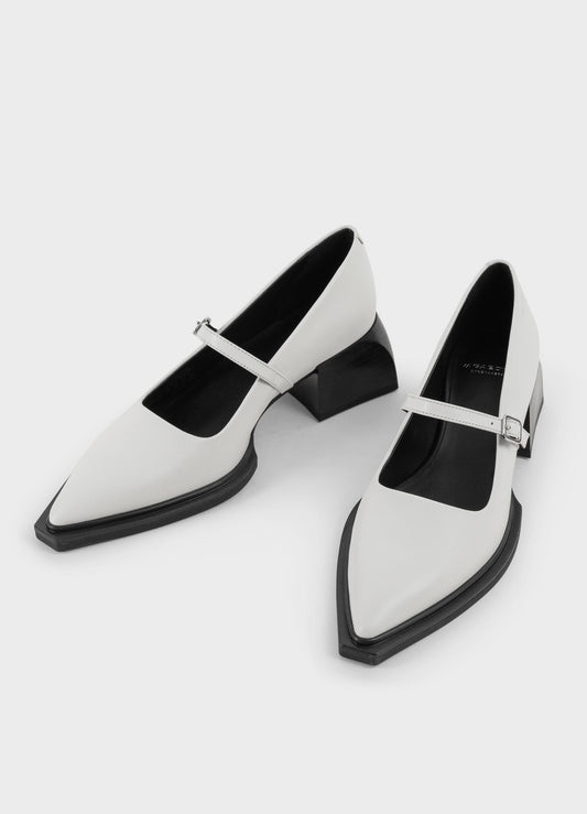 VAGABOND VIVIAN PUMPS